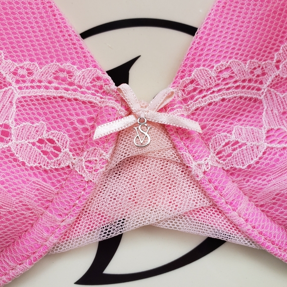 Victoria's Secret Incredible Bra Size 36D + Fishnet Thong Panty M Bundle NWT - Picture 5 of 16